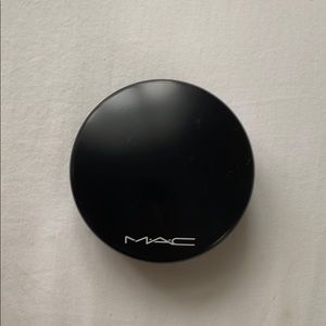 MAC Mineralize Skinfinish Natural